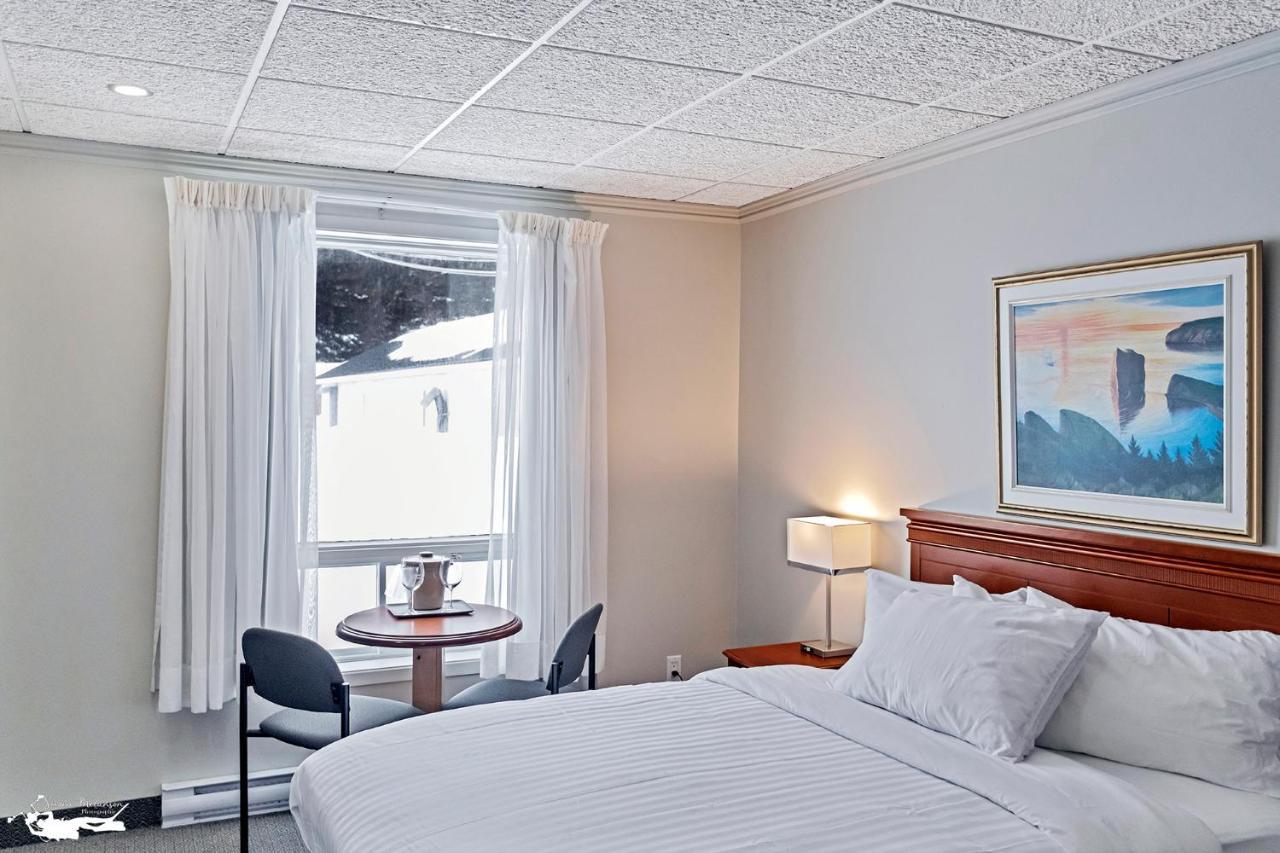 Hotel Motel Manoir De Perce Exterior photo