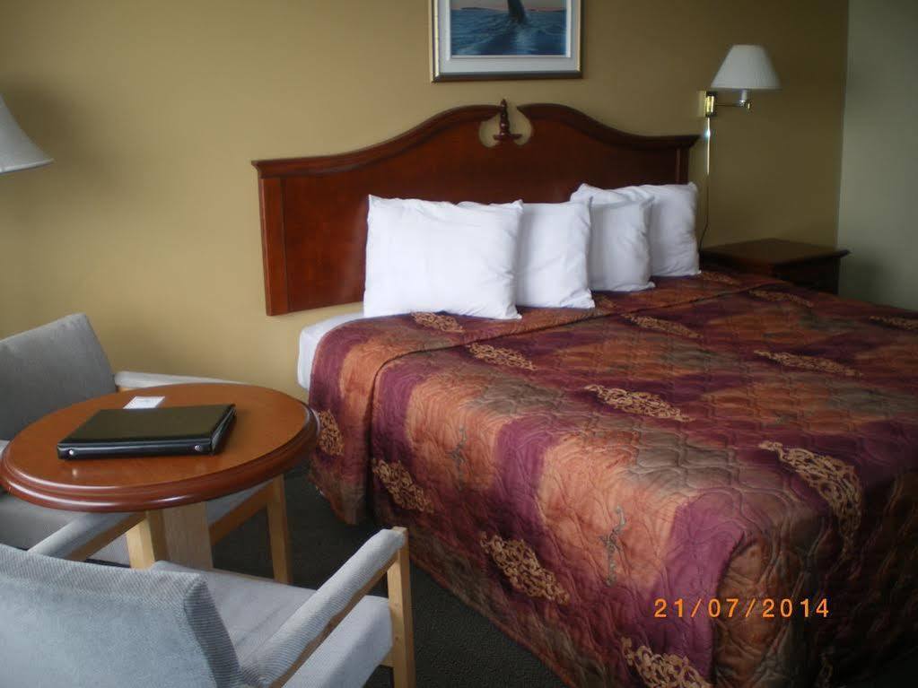 Hotel Motel Manoir De Perce Exterior photo